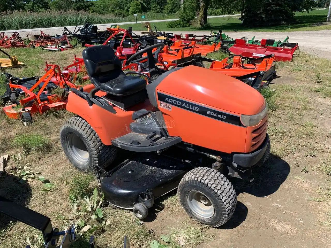 Gallery image 2 for Used Agco Allis 2024 D Lawn Tractor