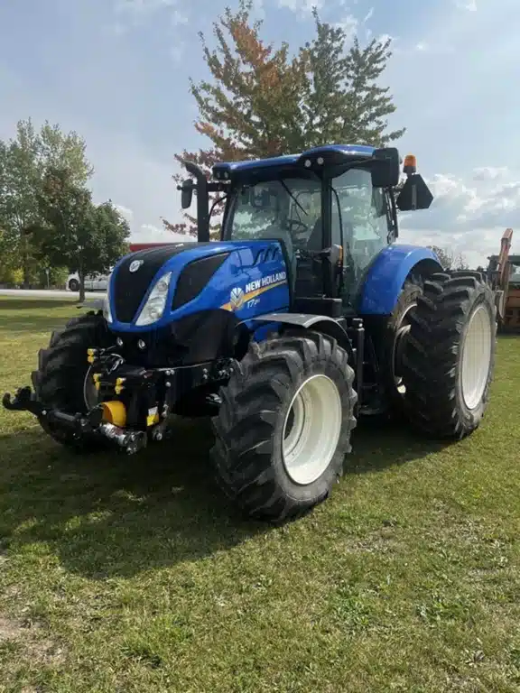 Gallery image 1 for 2022 New Holland T7.210 Tractor