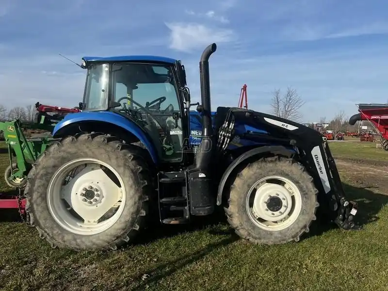 Gallery image 1 for Used 2013 New Holland TS6.110 Tractor