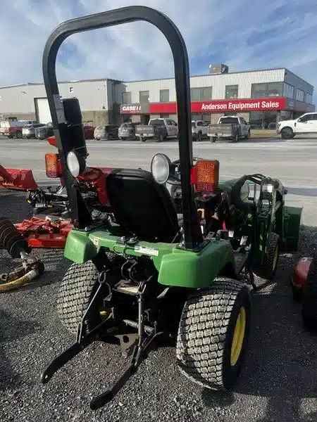 Gallery image 2 for Used 2008 John Deere 2305 Tractor