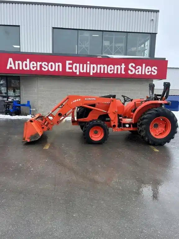 Gallery image 2 for 2012 Kubota M4700 Tractor