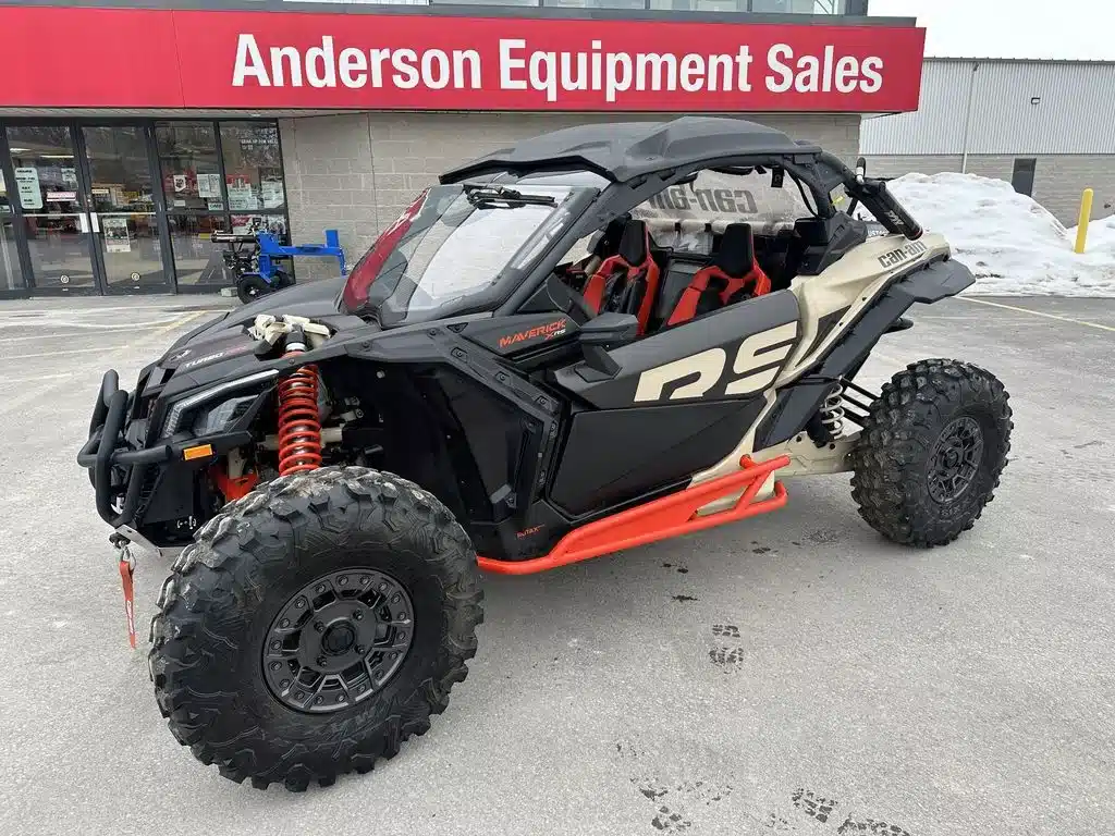2023 Can-Am Maverick X3 RS Turbo RR Desert Tan & Carbon Black ATV