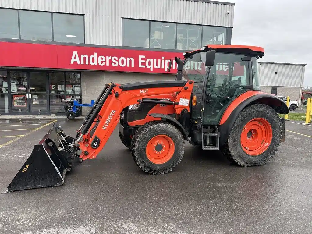 Photo de la Galerie 1 pour 2025 Kubota M4D-071 Tracteur