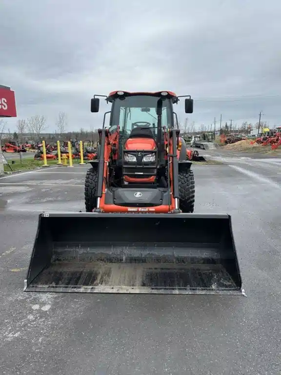 Photo de la Galerie 2 pour 2025 Kubota M4D-071 Tracteur
