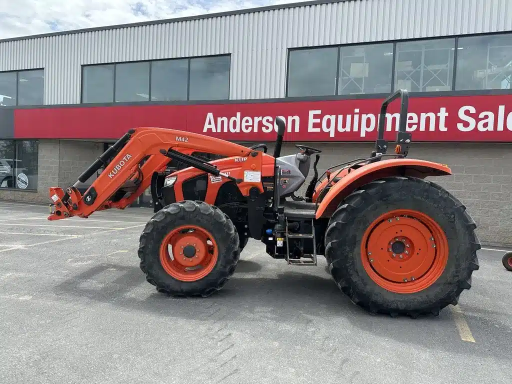 Photo de la Galerie 1 pour 2021 Kubota M6S-111SDS Tracteur