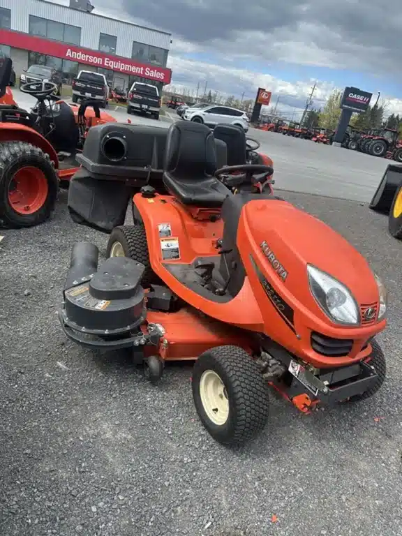 Gallery image 2 for 2007 Kubota GR2100 Lawn Tractor