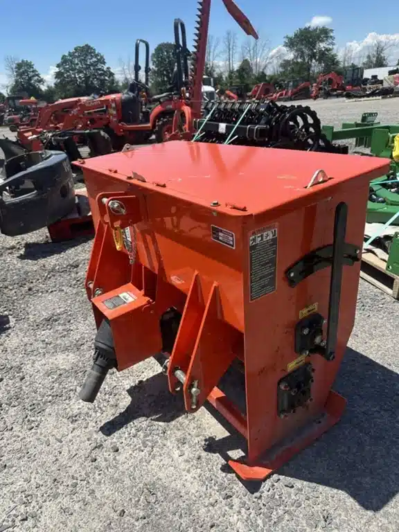 Gallery image 2 for 2025 Kubota LX3690 Hitch