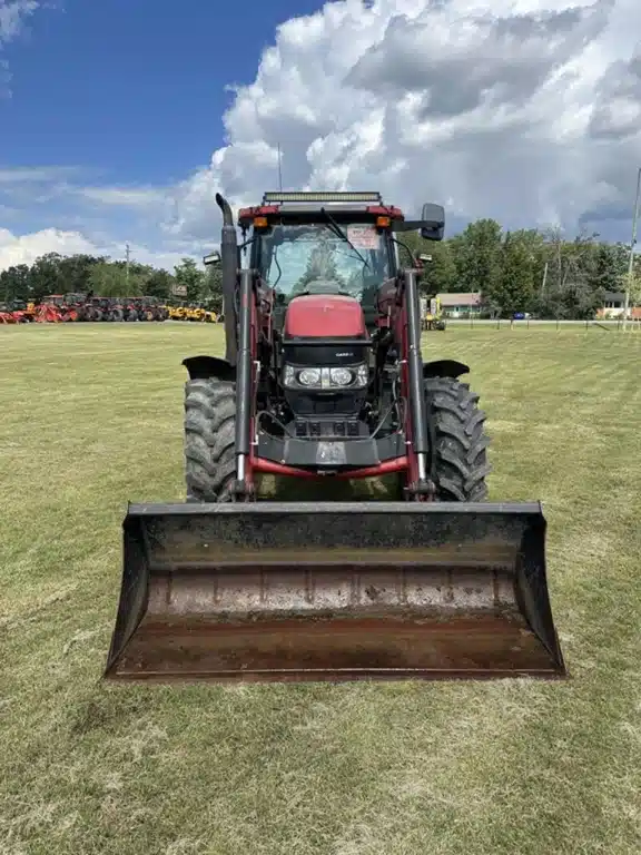 Gallery image 2 for 2011 Case IH Maxxum 110 Tractor