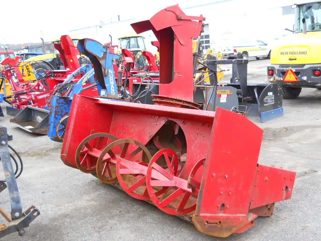 Gallery image 1 for 2010 Pronovost P9920-98 Snow Blower