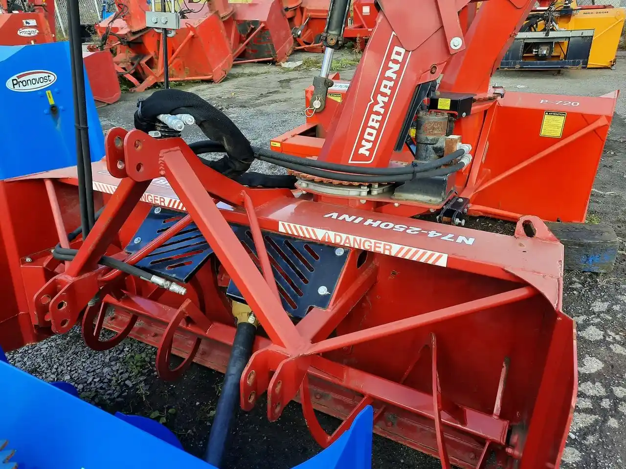 Gallery image 1 for New 2018 Normand N74-250HINV Snow Blower