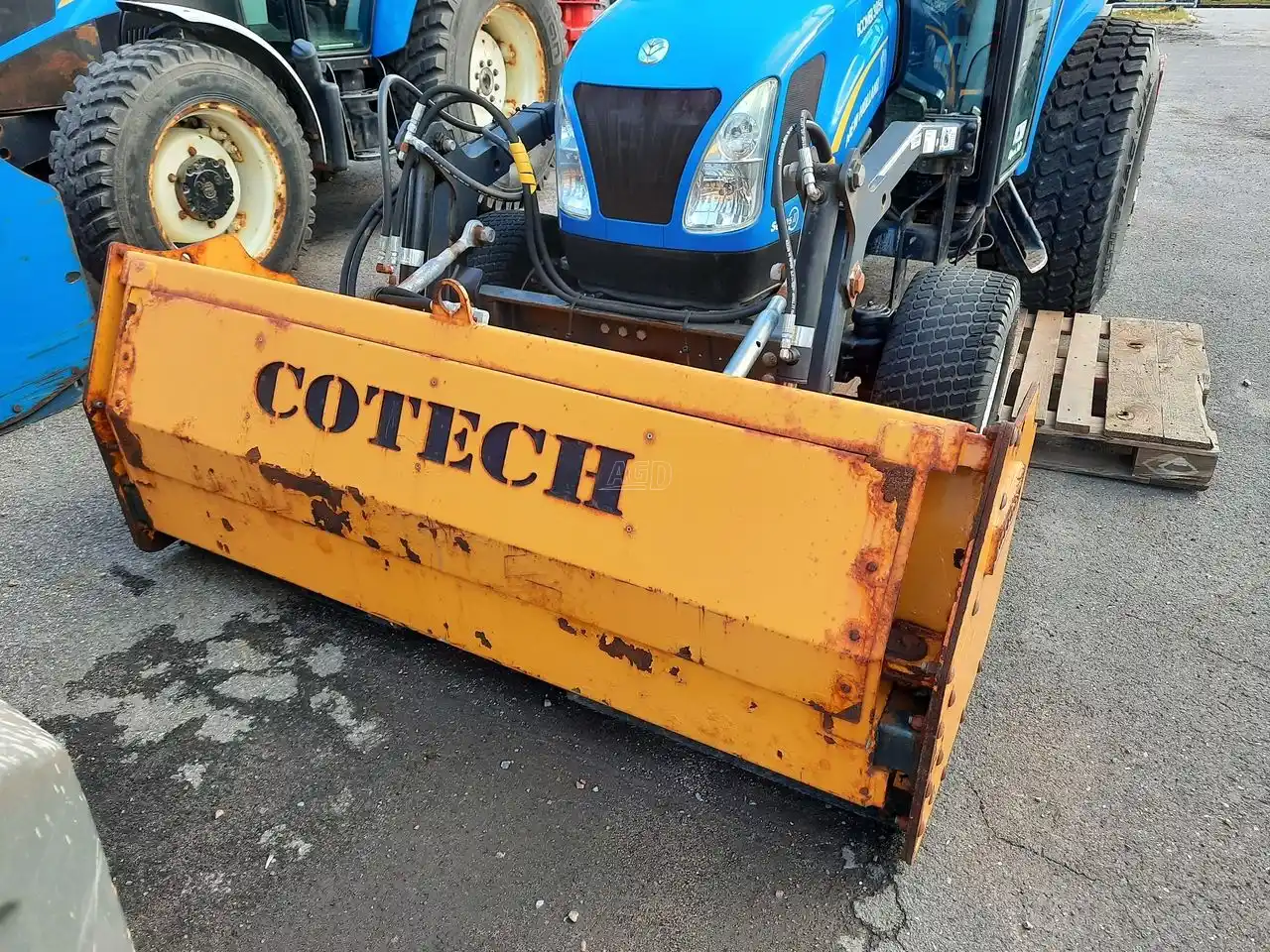 Gallery image 1 for New 2013 Cotech EXTINV30-6-10 Snow Blade