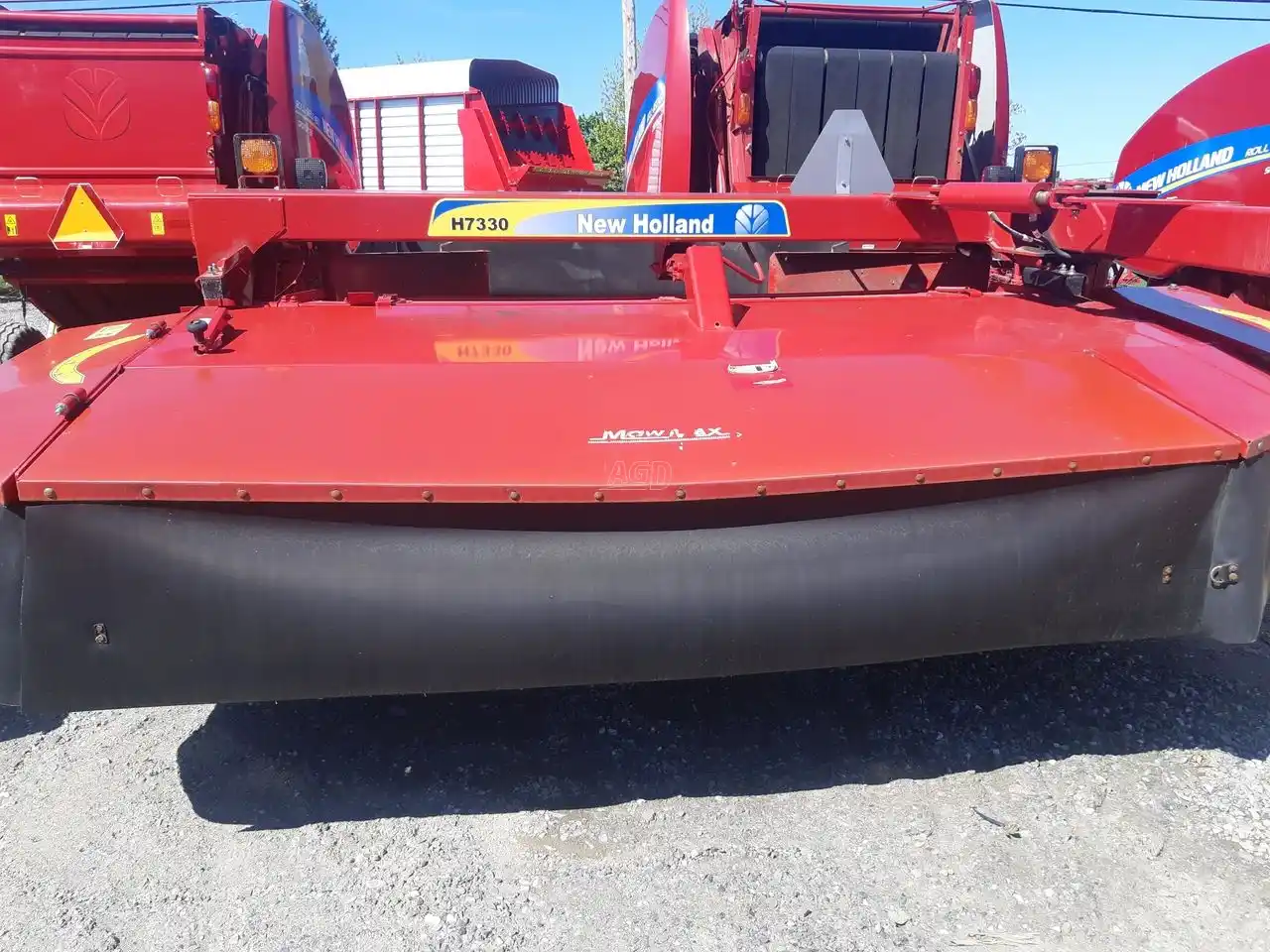 Gallery image 1 for 2016 New Holland H7330 Disc Mower Conditioner