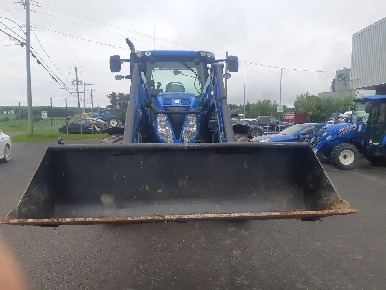 Gallery image 2 for Used 2012 New Holland T7.185 Tractor