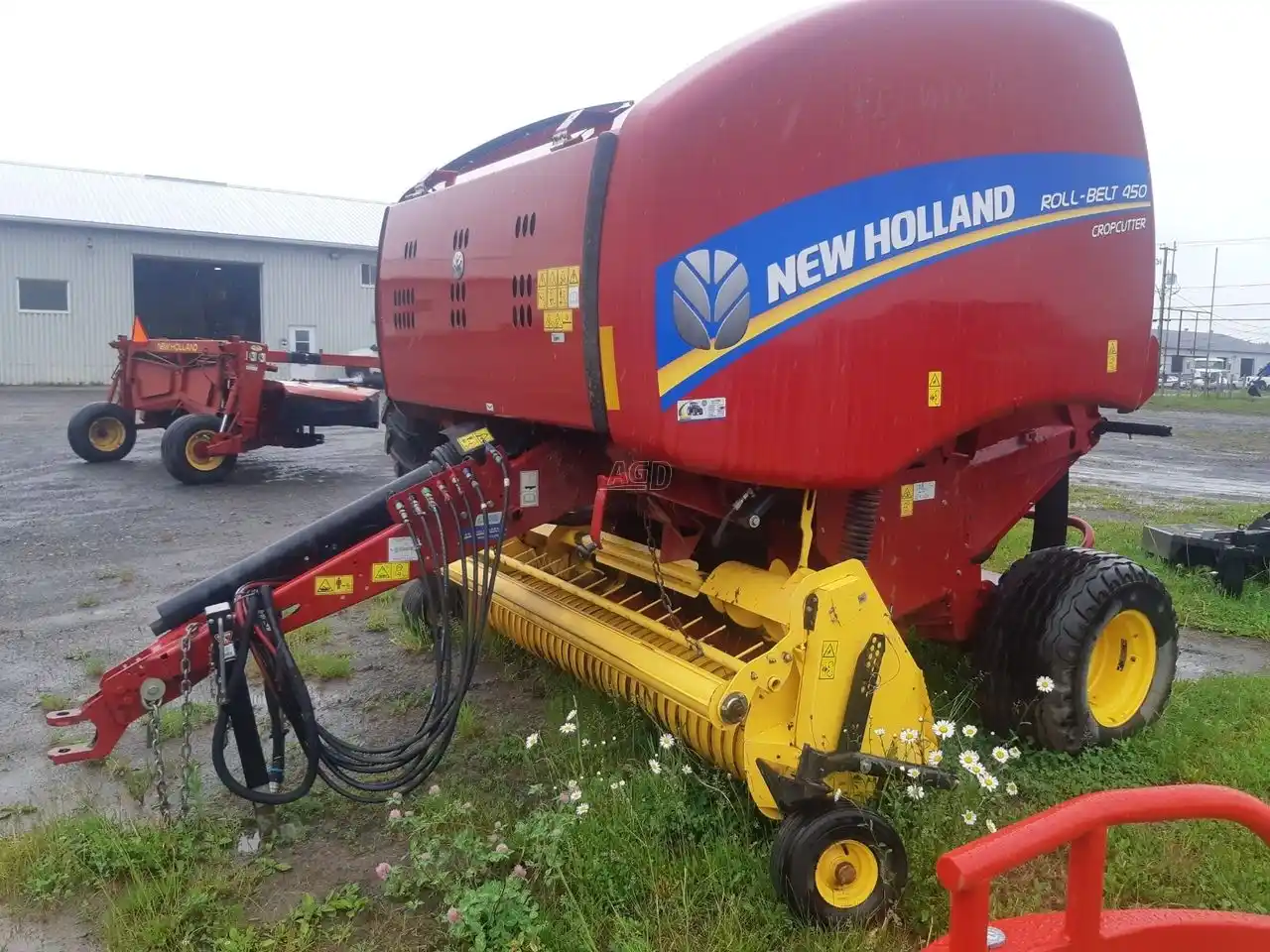 Gallery image 1 for 2017 New Holland ROLL-BELT 450 Round Baler