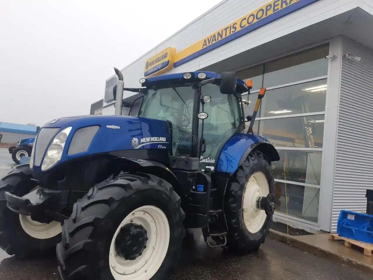 Used 2013 New Holland T7.270 Tractor