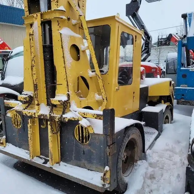 Gallery image 1 for 1950 Manitou CRANE MOBILE 113 TeleHandler
