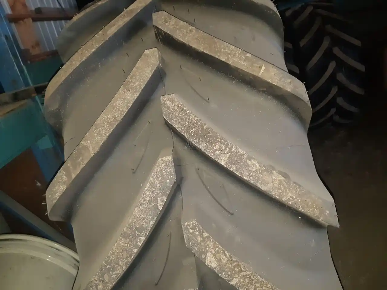 Gallery image 1 for Michelin 600/60R34 Tires & Rims