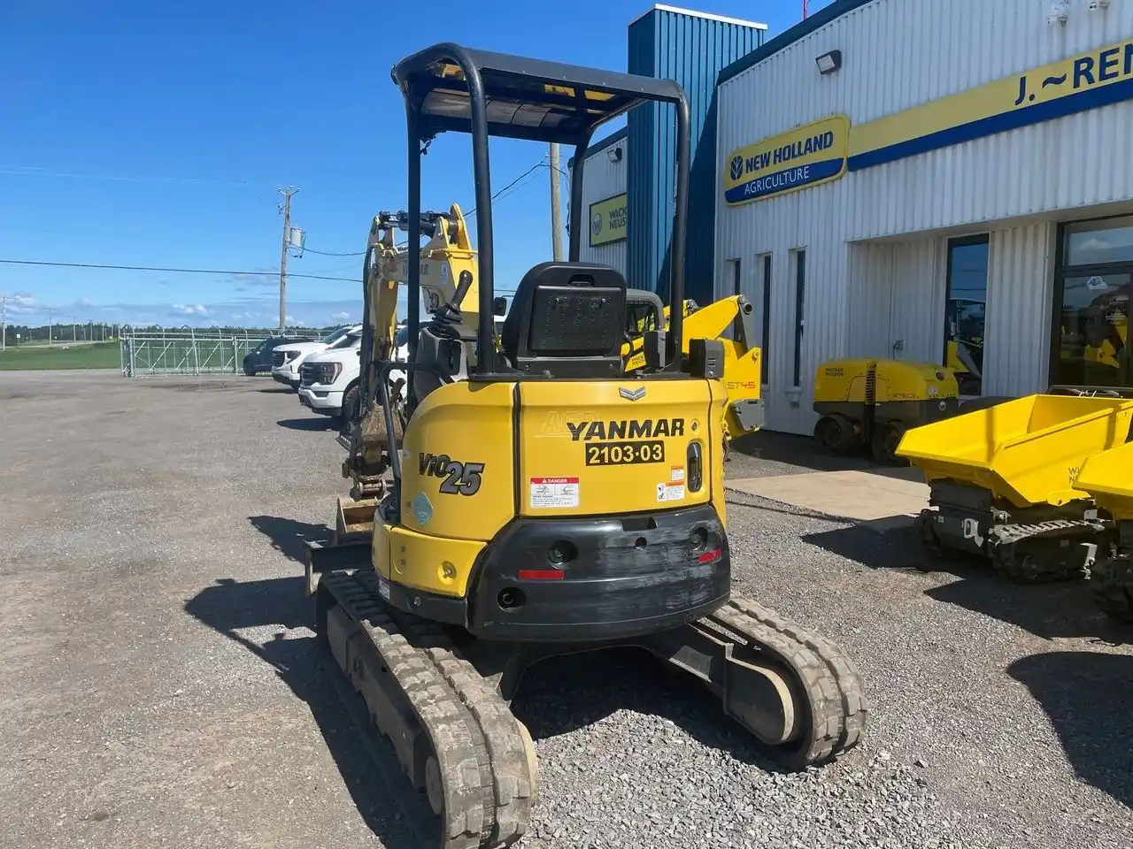 Gallery image 2 for Used 2020 Yanmar VIO25 Excavator