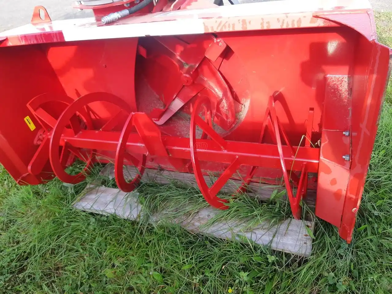 Gallery image 2 for New 2020 Normand N54-240H Snow Blower