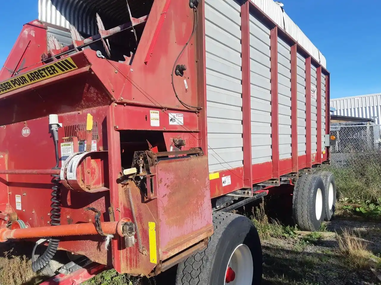 Gallery image 2 for Used 2007 Dion B5819L Forage Box