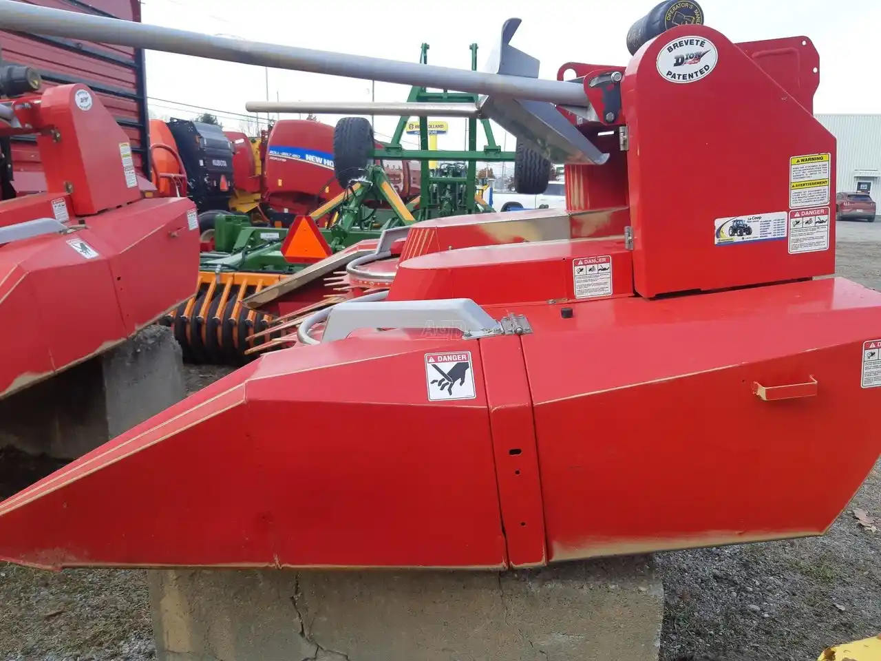 Gallery image 2 for Used 2017 Dion F64-90 Header - Row Crop