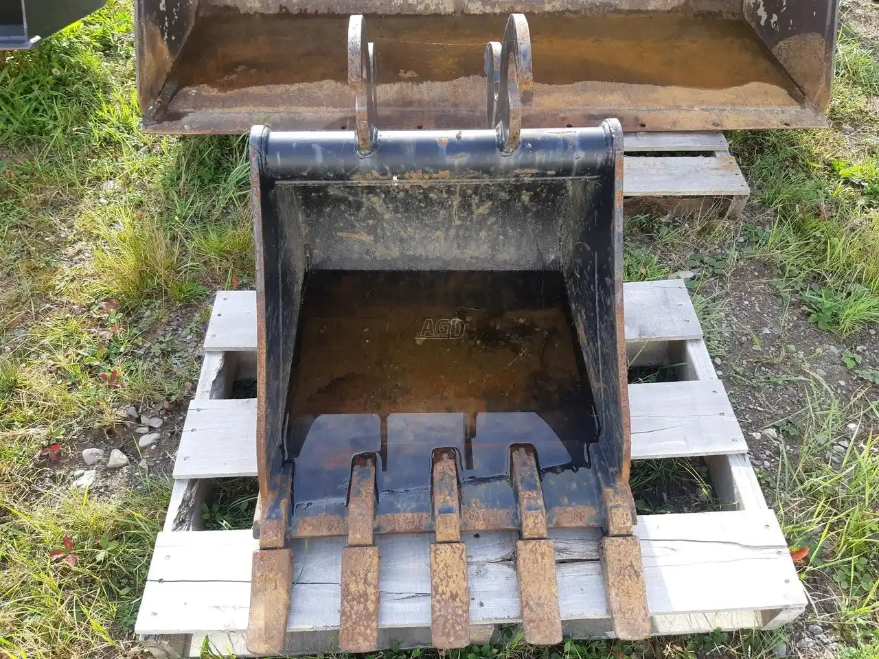 Gallery image 2 for New Wacker Neuson 42 POUCES Bucket
