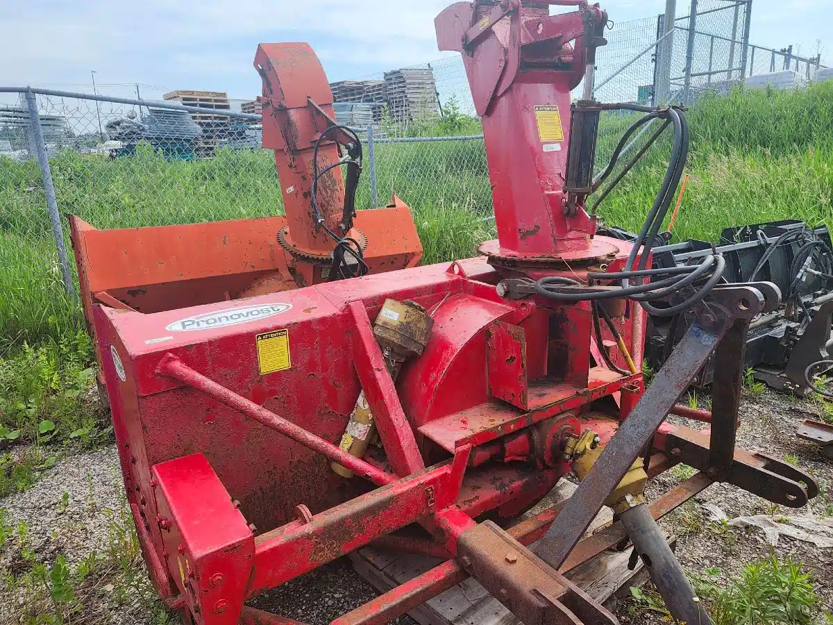 Gallery image 2 for Used 2008 Pronovost P-98134 Snow Blower