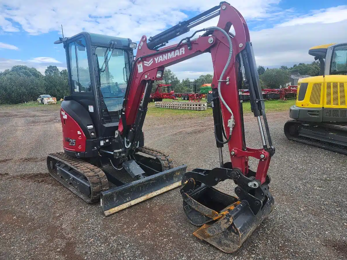 Gallery image 2 for Used 2021 Yanmar VIO25 Excavator