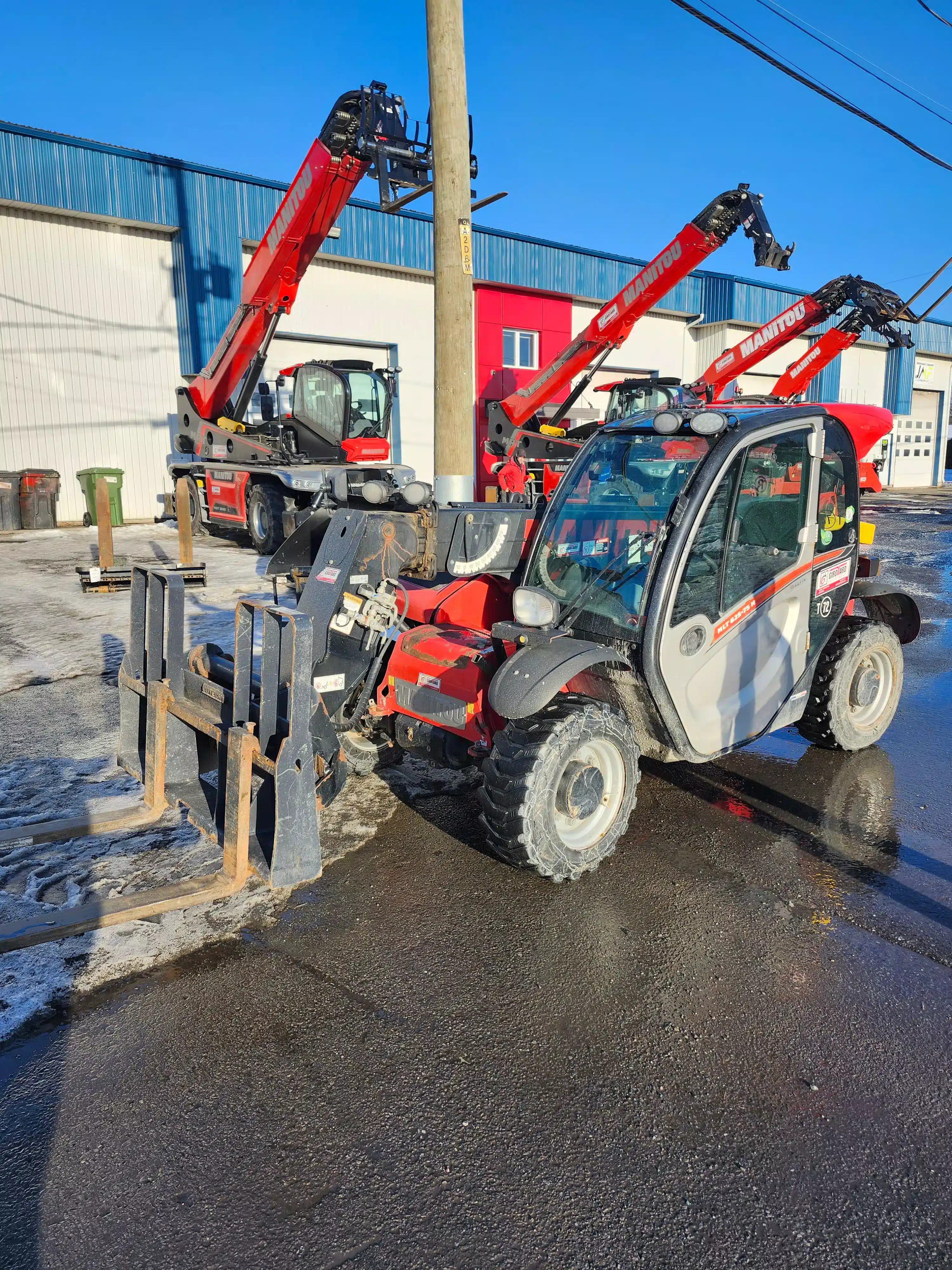 Gallery image 1 for 2021 Manitou MLT 625-75H TeleHandler