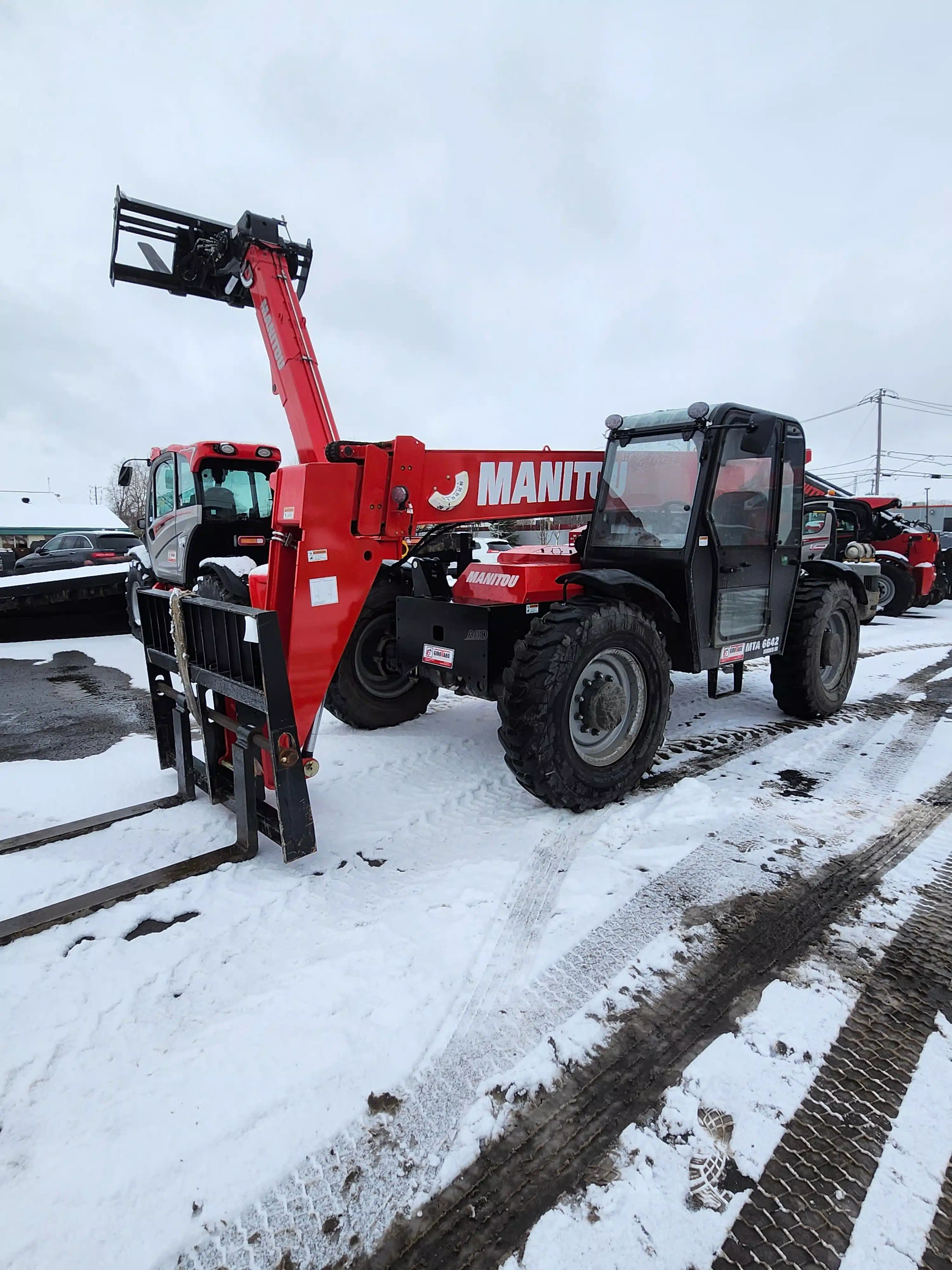 Gallery image 1 for 2022 Manitou MT 6642 TeleHandler