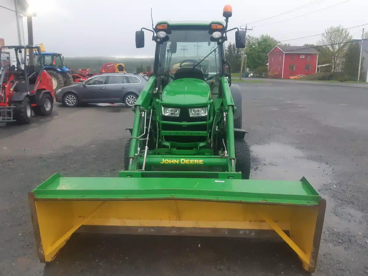 Gallery image 2 for Used 2021 John Deere 4066R Tractor