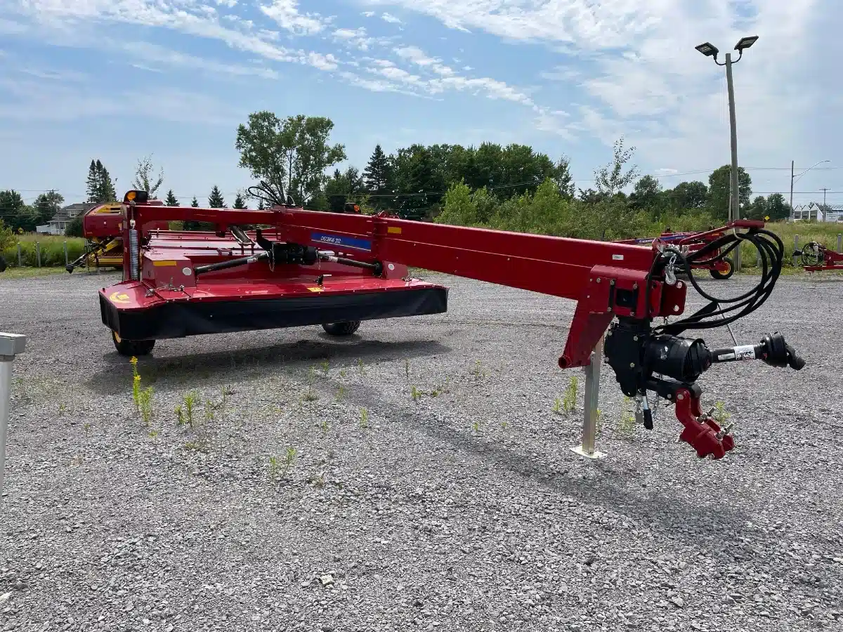 Gallery image 2 for New 2022 New Holland DB312R Disc Mower Conditioner
