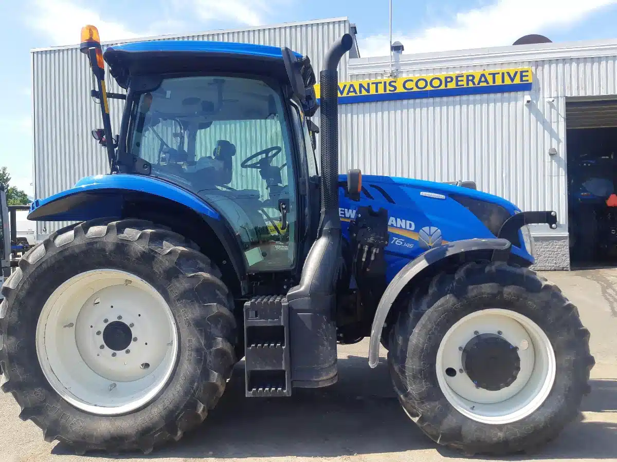 Gallery image 1 for Used 2021 New Holland T6.145 Tractor
