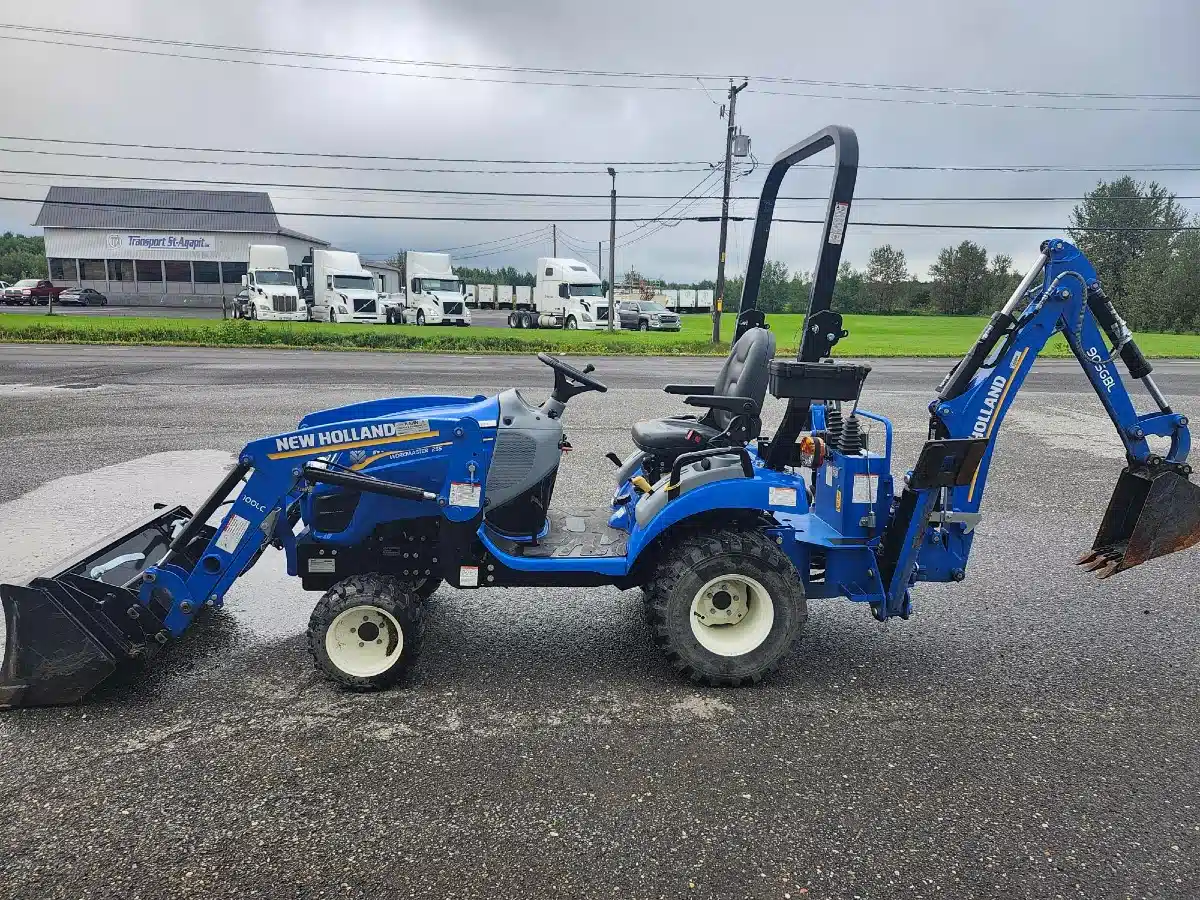Gallery image 2 for Used 2021 New Holland WORKMASTER 25S Tractor
