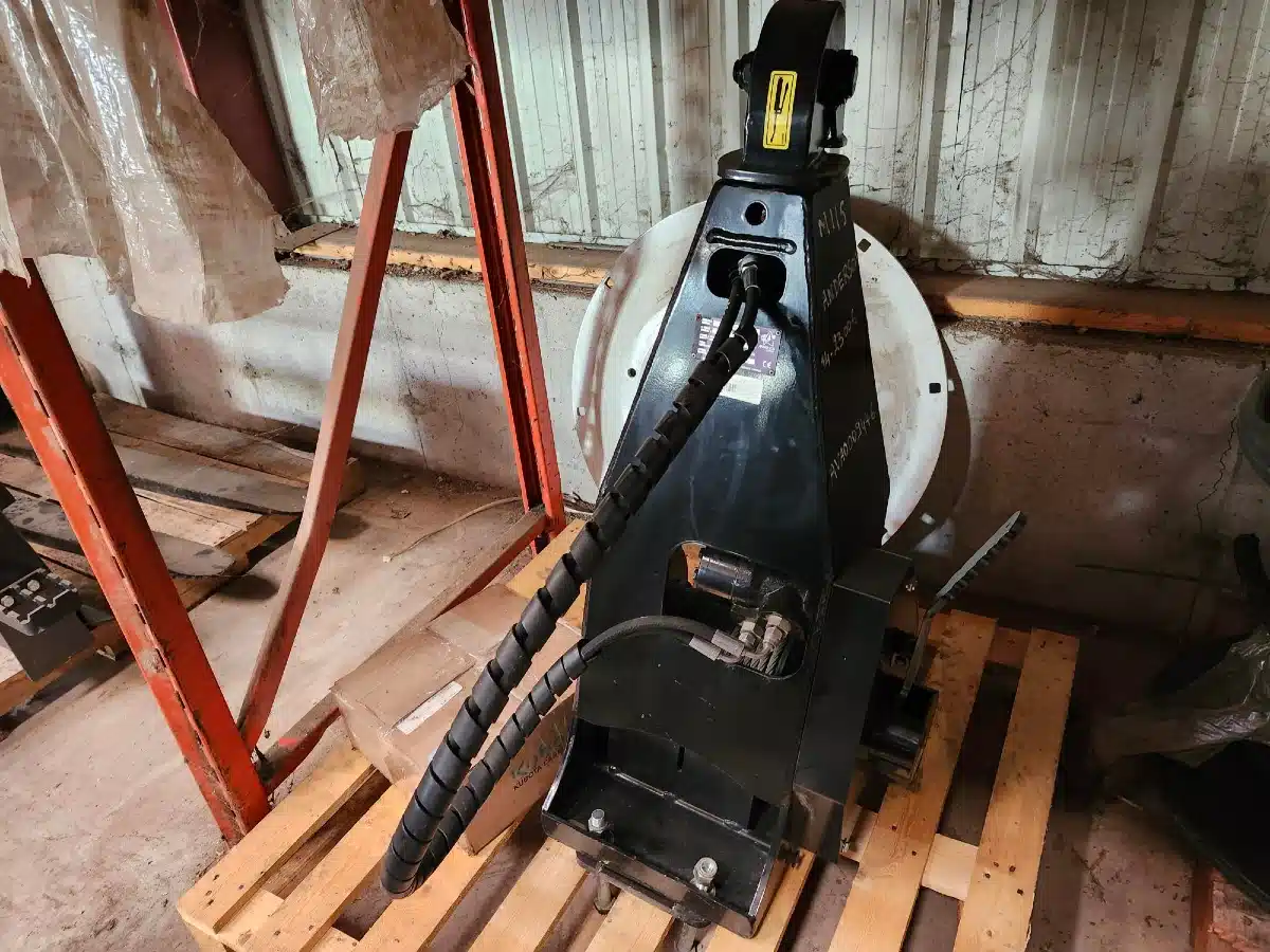 Gallery image 1 for New Anderson 750 Winch