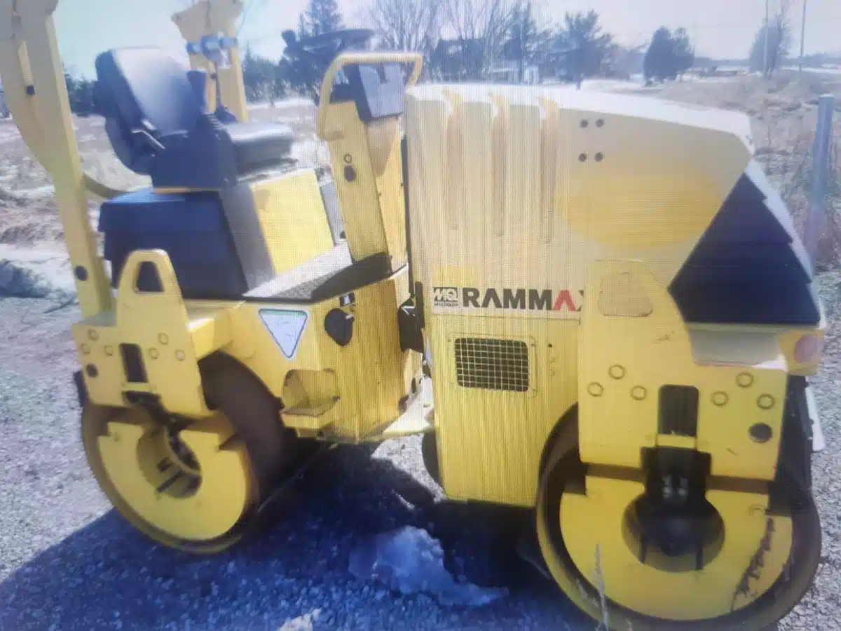 Gallery image 2 for Used 2007 Unspecified AR40 Compactor