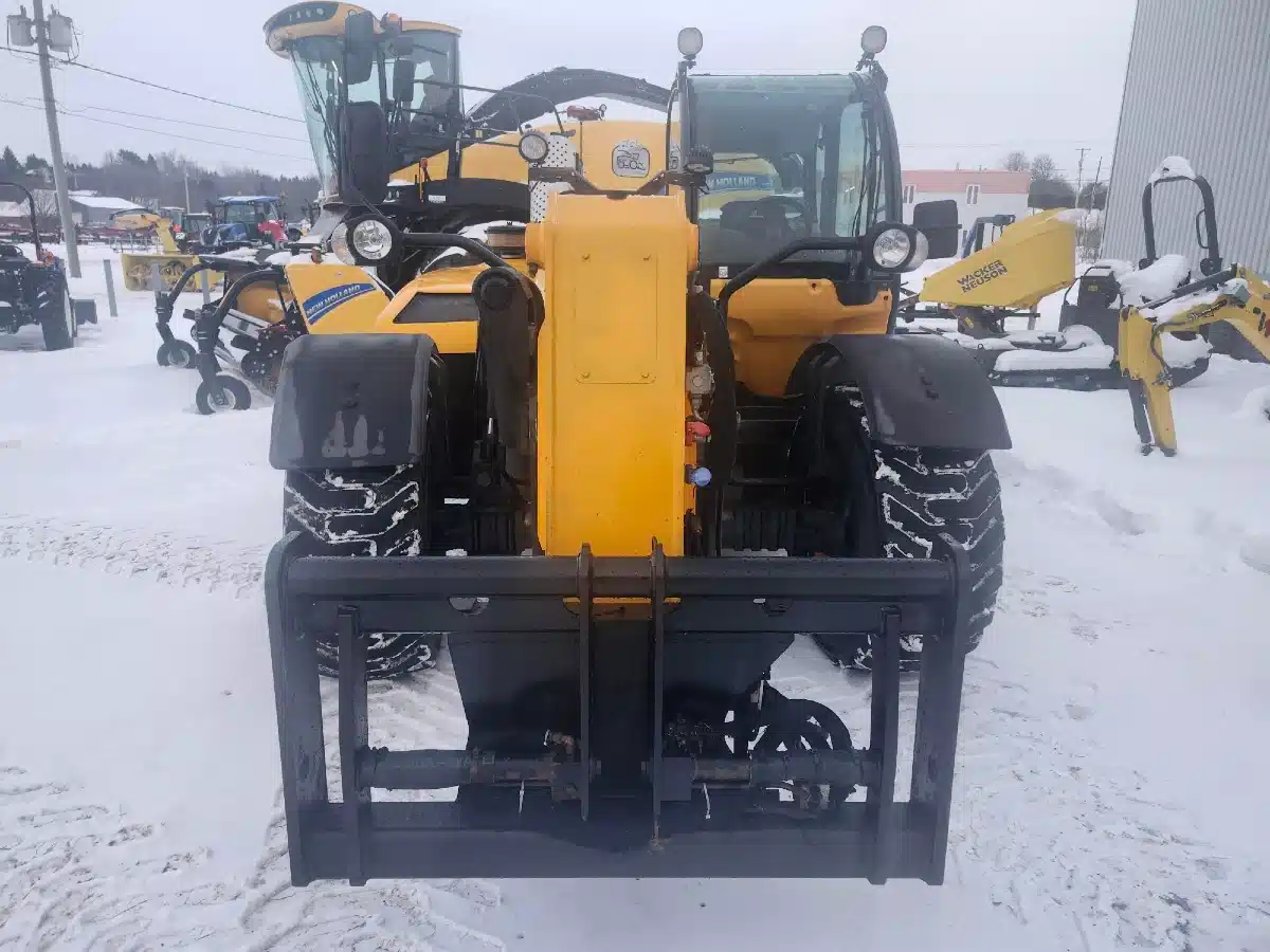 Gallery image 2 for Used 2018 Dieci 60.9 TeleHandler