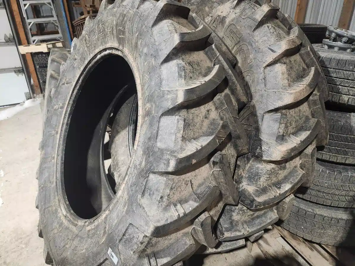 Gallery image 2 for Used 1st Products 460/85R38 et 380/85R28 Tires