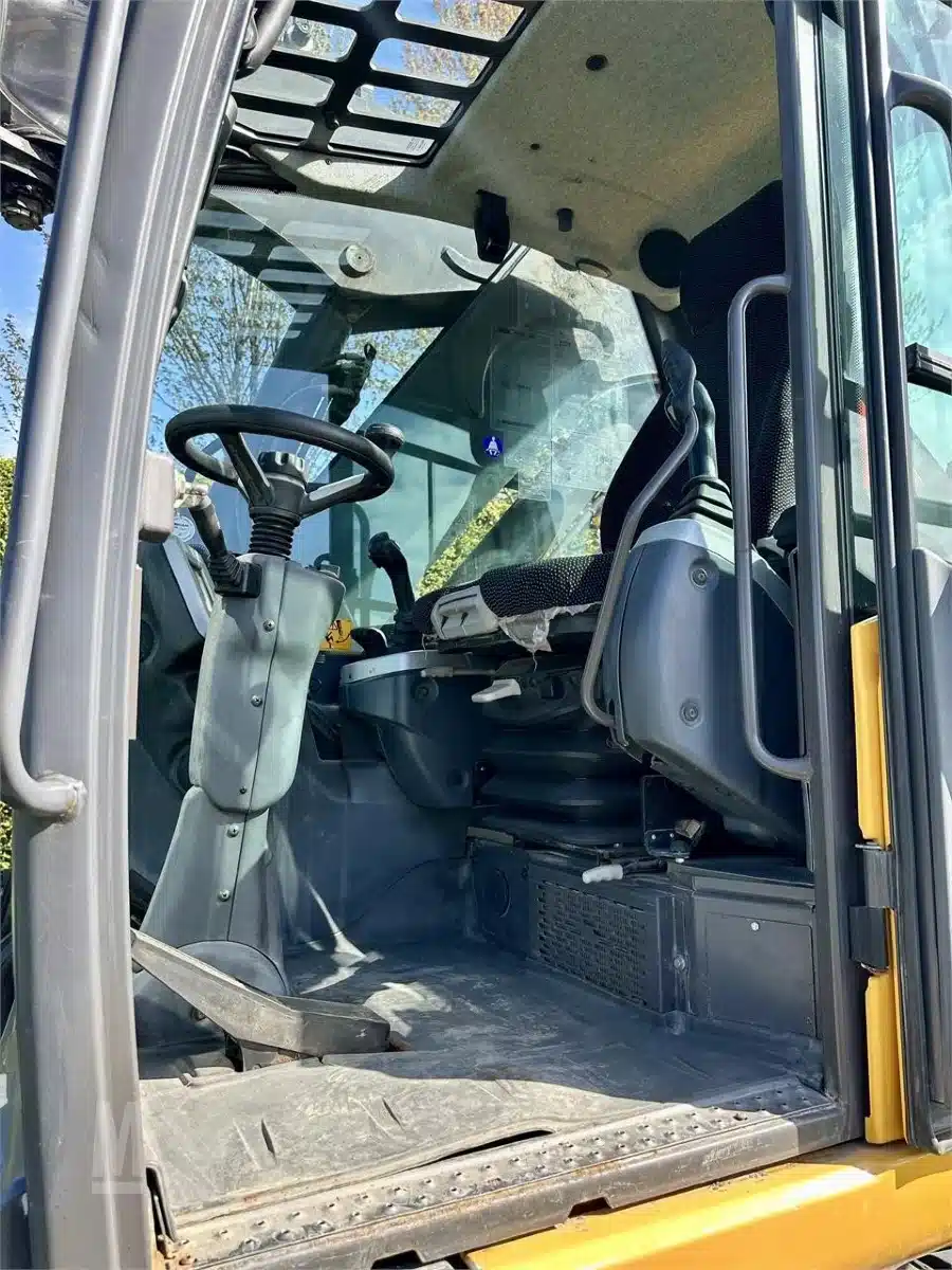 Gallery image 2 for Used 2018 Mecalac 11MWR Excavator