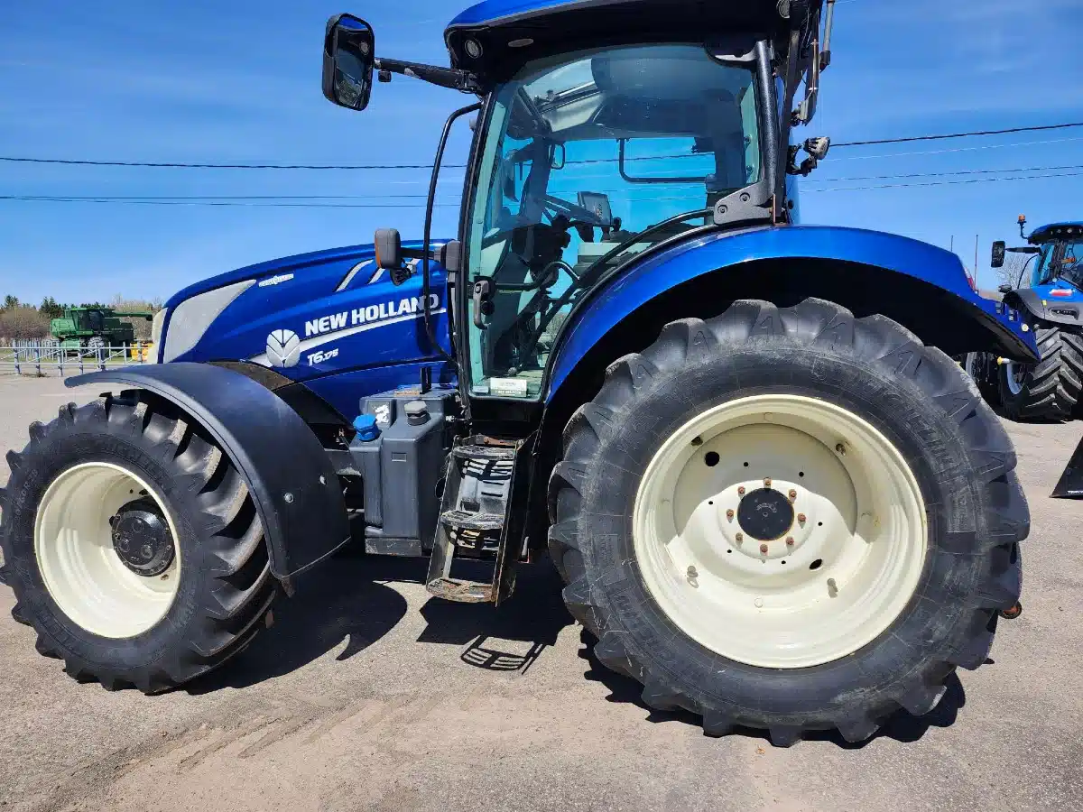 Gallery image 2 for Used 2016 New Holland T6.175 Tractor