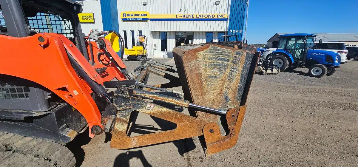 Gallery image 2 for Used 2022 Kubota SVL75 Track Loader