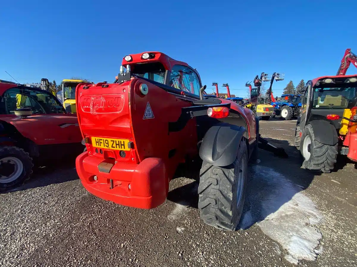 Gallery image 2 for Used 2019 Manitou MT 1840 TeleHandler