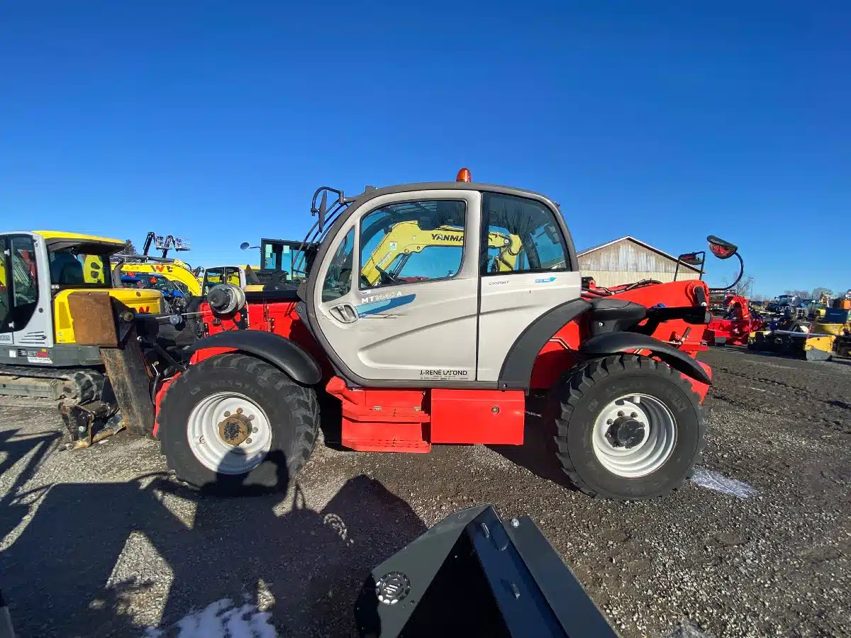 Gallery image 1 for Used 2019 Manitou MT 1440A TeleHandler