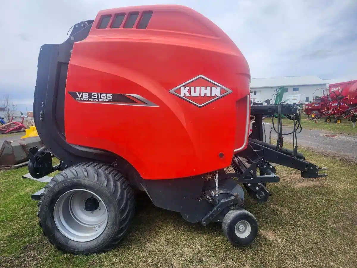 Gallery image 2 for Used 2022 Kuhn VB 3165 Round Baler