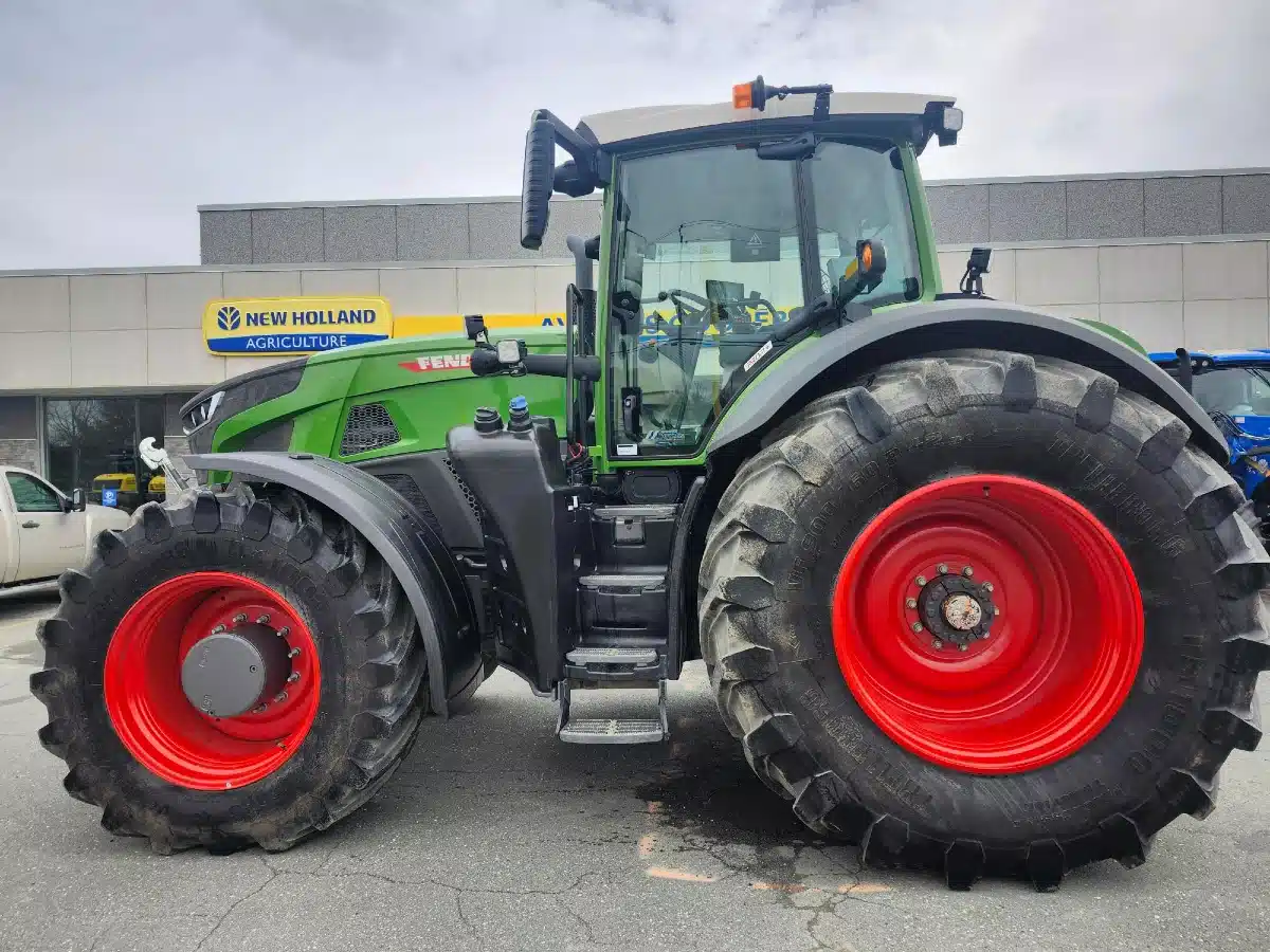 Gallery image 1 for Used 2023 Fendt 930 VARIO Tractor