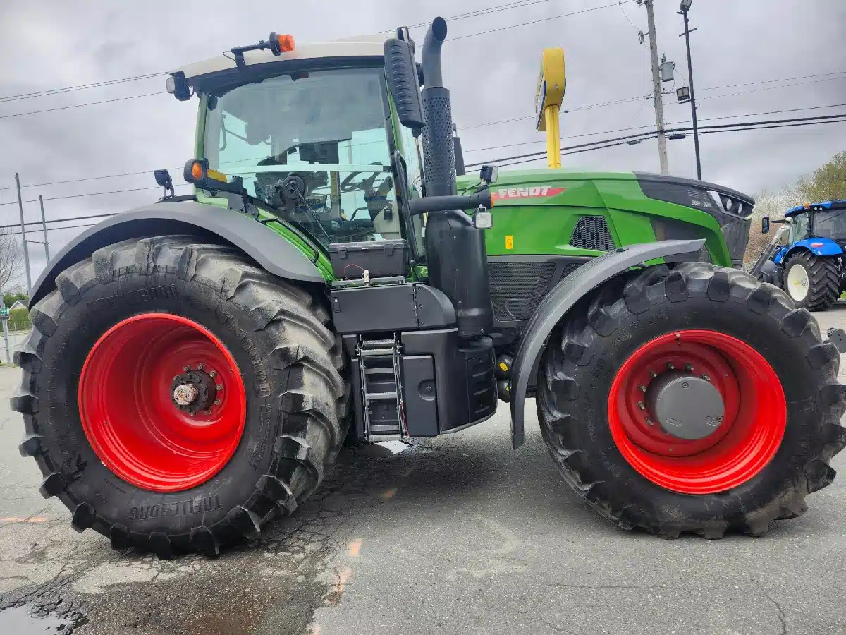 Gallery image 2 for Used 2023 Fendt 930 VARIO Tractor