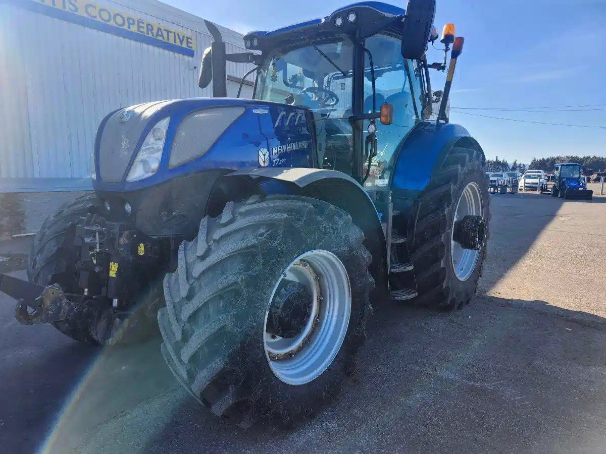 Gallery image 2 for Used 2020 New Holland T7.270 AUTO COMMAND Tractor