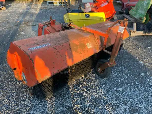 Gallery image 1 for Kubota L2062C Attachment