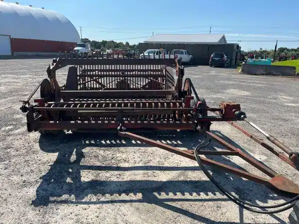 Gallery image 2 for Rockomatic 57 Rock Picker