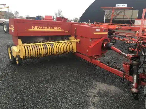 Gallery image 1 for Used New Holland 575 Rake